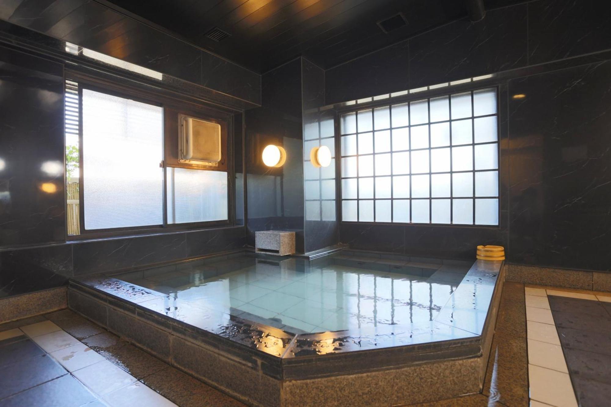 Hotel Castle Inn Suzuka Exterior photo